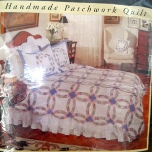 Beautiful New patchwork quilt (opened)